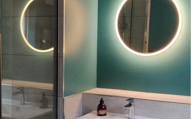 03 - Splash Kitchens & Bathrooms - Round LED Mirror, Vanity Unit and Toilet