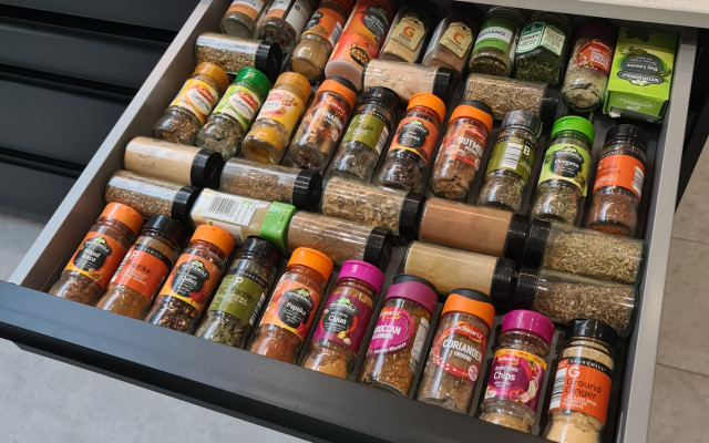 Splash Kitchens & Bathrooms - Kitchen Drawer Storage